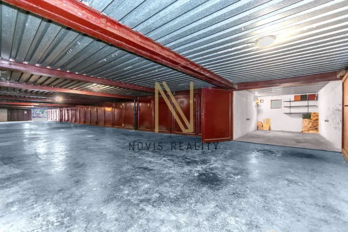 Pronájem garáže, Plzeň, Pecháčkova, 15 m2