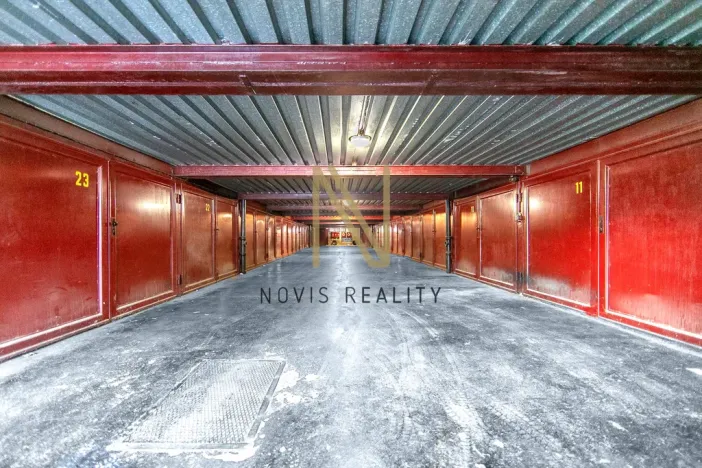 Pronájem garáže, Plzeň, Pecháčkova, 15 m2