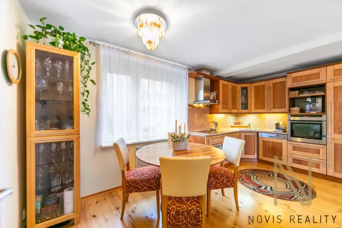 Prodej rodinného domu, Plzeň, Pod Lesem, 250 m2