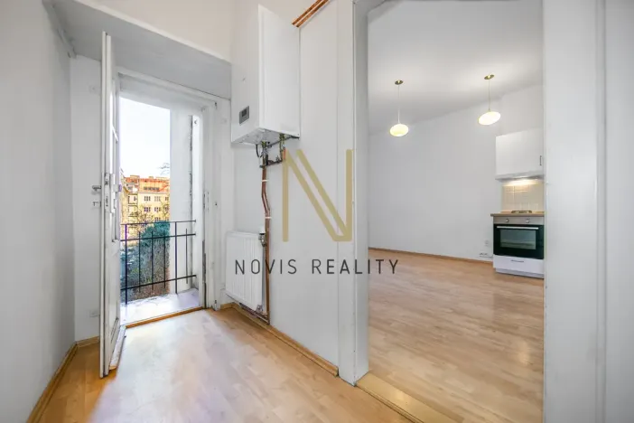 Prodej bytu 1+kk, Praha - Bubeneč, N. A. Někrasova, 33 m2