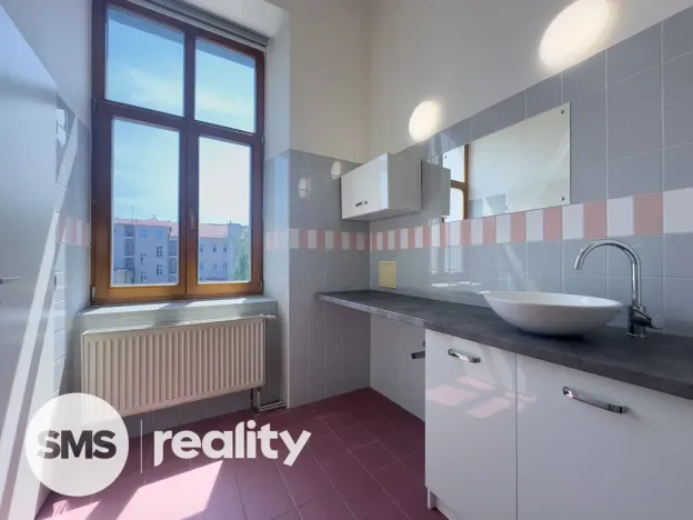Pronájem bytu 2+kk, Opava - Město, Nákladní, 54 m2