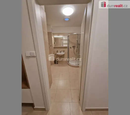 Pronájem bytu 2+kk, Praha - Hostavice, U Hostavického potoka, 49 m2