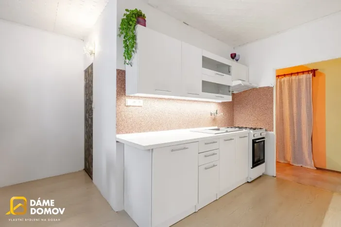 Prodej bytu 2+1, Vsetín, Ohrada, 55 m2