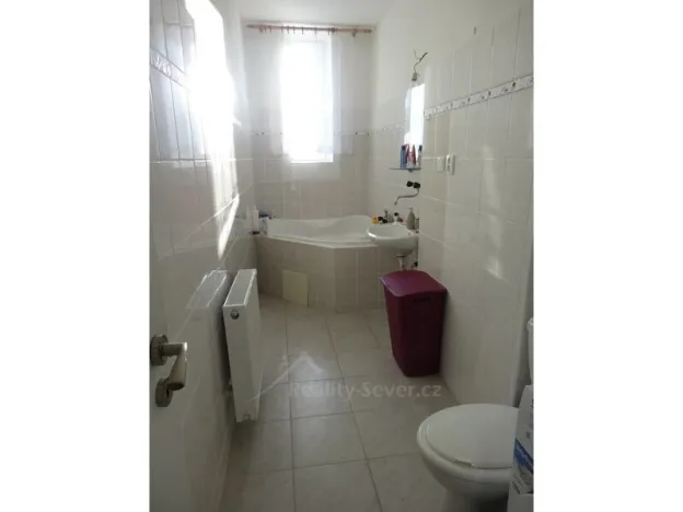 Pronájem bytu 2+1, Nový Bor, 70 m2