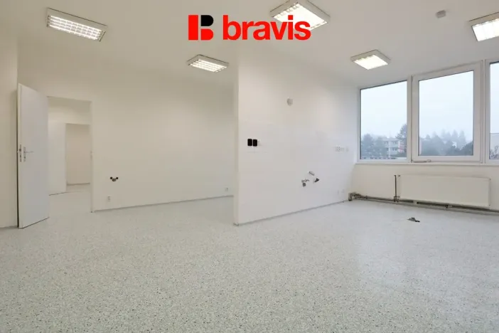 Pronájem ordinace, Brno - Žabovřesky, Makovského náměstí, 37 m2