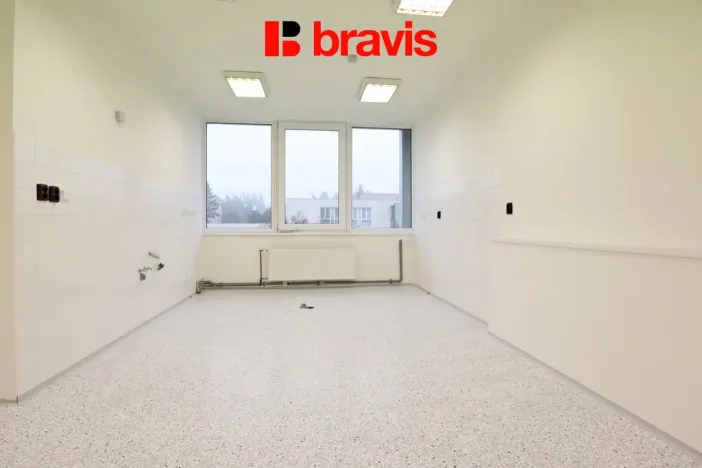 Pronájem ordinace, Brno - Žabovřesky, Makovského náměstí, 37 m2