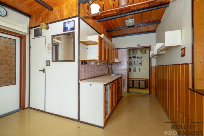 Prodej bytu 3+1, Olomouc - Povel, Jeremiášova, 69 m2