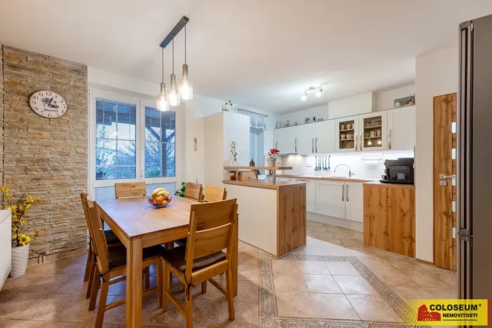 Prodej rodinného domu, Hrušovany nad Jevišovkou, 142 m2