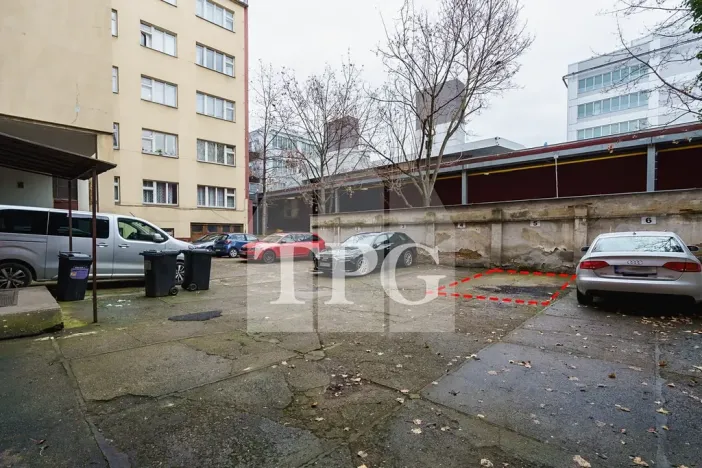 Pronájem bytu 2+1, Praha - Smíchov, Stroupežnického, 48 m2