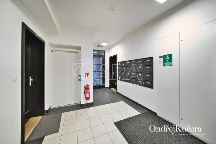 Prodej ordinace, Praha - Vinohrady, Soběslavská, 26 m2