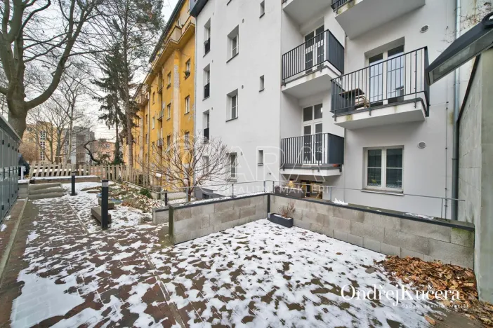 Prodej ordinace, Praha - Vinohrady, Soběslavská, 26 m2