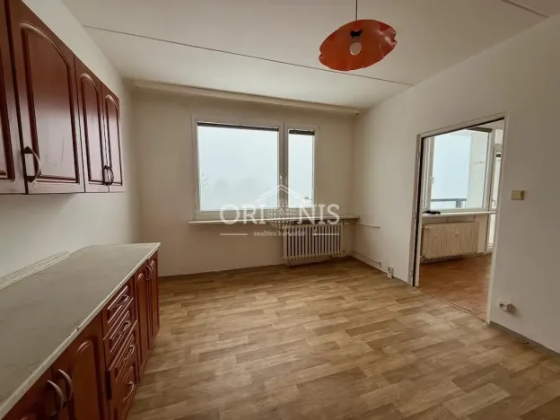 Pronájem bytu 1+1, Chomutov, Březenecká, 36 m2