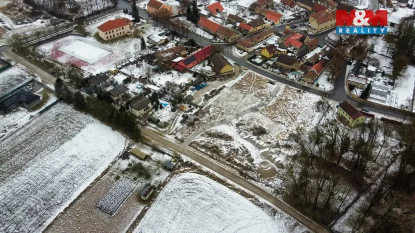 Prodej pozemku pro bydlení, Suchomasty, 1221 m2