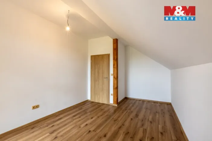 Prodej rodinného domu, Petrovice I, 147 m2