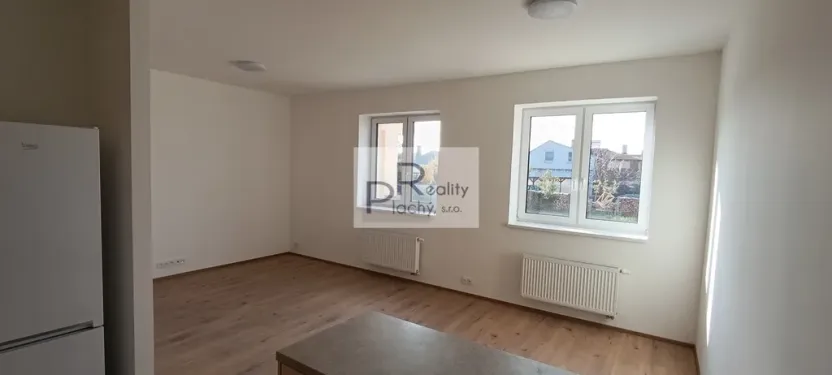 Prodej bytu 2+kk, Hevlín, 62 m2