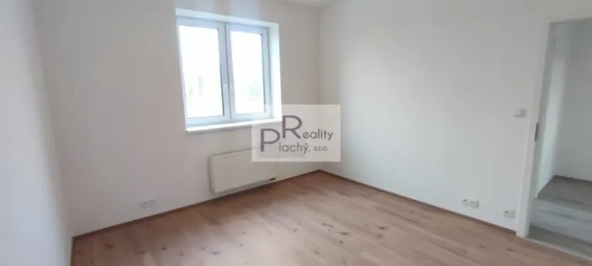 Prodej bytu 2+kk, Hevlín, 62 m2