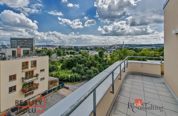 Pronájem bytu 1+kk, Praha - Libeň, Nad Rokoskou, 42 m2