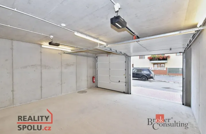 Pronájem bytu 1+kk, Praha - Libeň, Nad Rokoskou, 42 m2