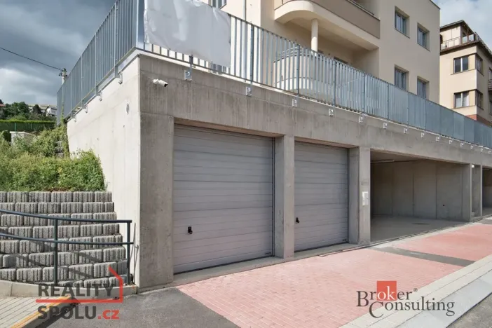 Pronájem bytu 1+kk, Praha - Libeň, Nad Rokoskou, 42 m2