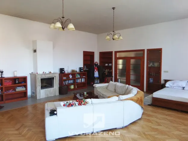 Prodej rodinného domu, Dolní Kounice, Hlavní, 400 m2