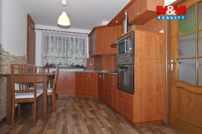 Pronájem bytu 3+kk, Chvaletice, Dukelská, 75 m2