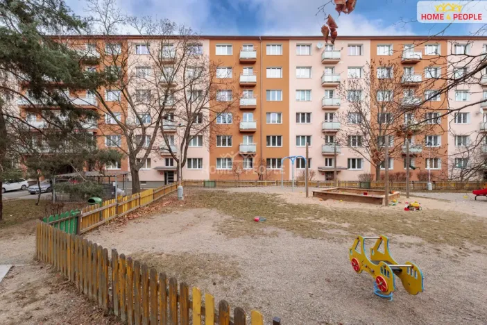 Pronájem bytu 3+kk, Praha - Záběhlice, Na Chodovci, 68 m2