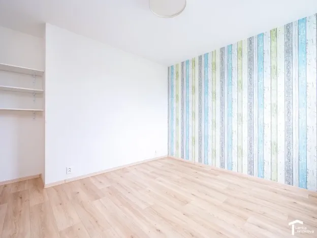 Pronájem bytu 2+kk, Pardubice - Nemošice, Nemošická, 60 m2