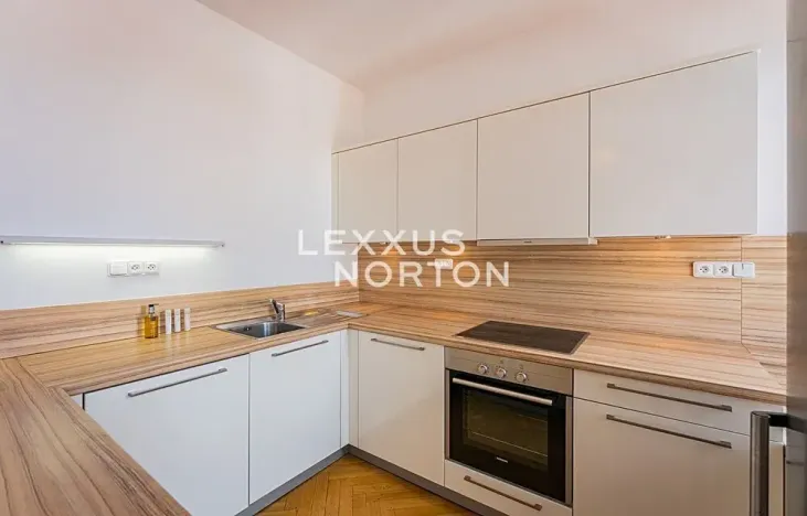 Pronájem bytu 2+kk, Praha - Staré Město, Na Perštýně, 73 m2