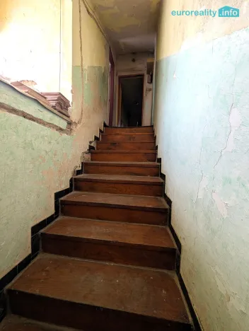 Prodej zemědělské usedlosti, Lom, 300 m2