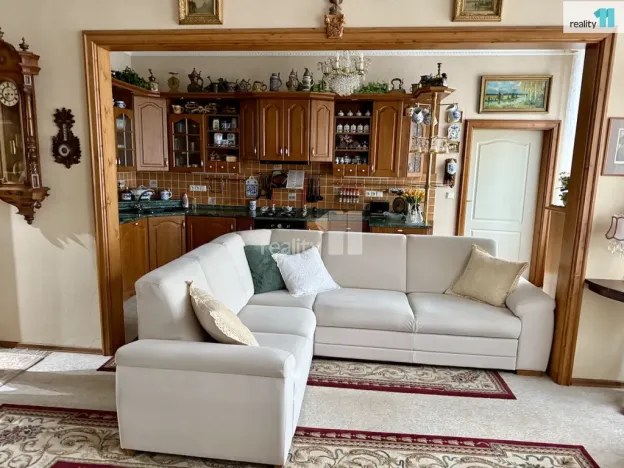 Prodej bytu 3+1, Karlovy Vary, Moskevská, 92 m2