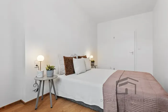 Pronájem bytu 2+kk, Praha - Břevnov, Nad Kajetánkou, 45 m2