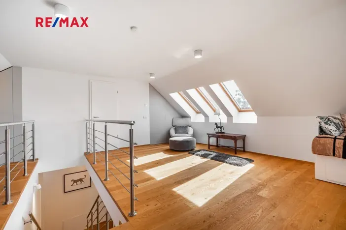 Prodej rodinného domu, Praha - Královice, Pešíkova, 220 m2