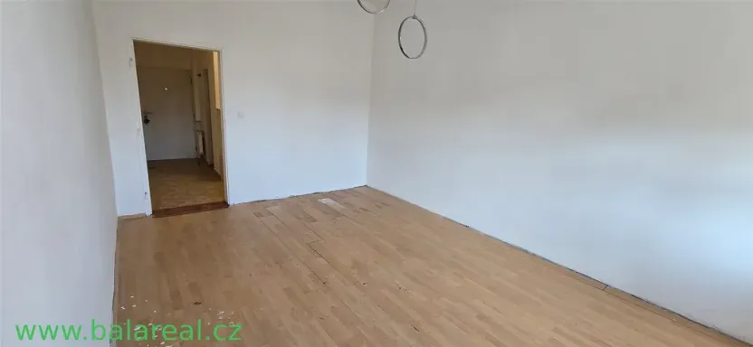 Pronájem bytu 1+1, Brno, Dukelská třída, 37 m2