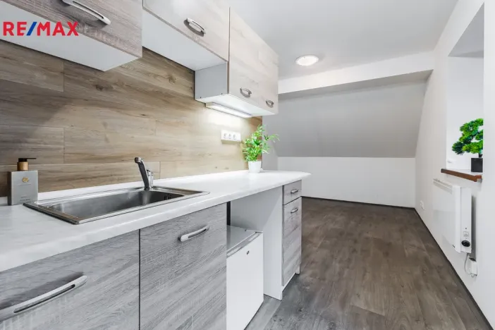 Prodej rodinného domu, Desná - Desná II, K Parlamentu, 180 m2