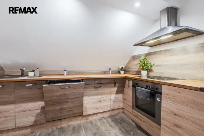 Prodej rodinného domu, Desná - Desná II, K Parlamentu, 180 m2