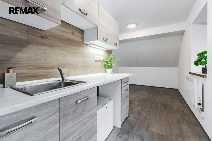 Prodej rodinného domu, Desná - Desná II, K Parlamentu, 180 m2