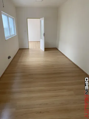 Pronájem skladu, Modřice, Evropská, 277 m2