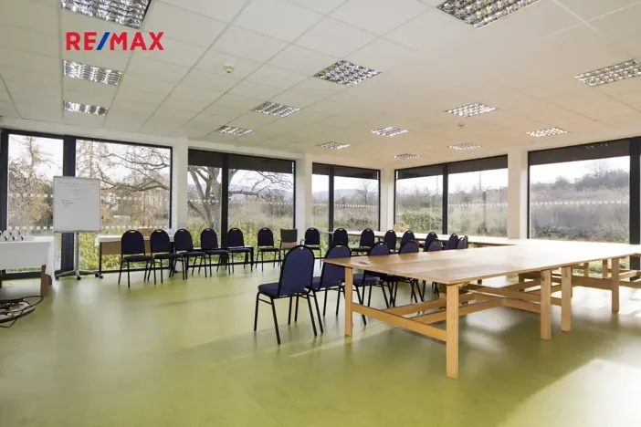 Pronájem kanceláře, Ústí nad Labem, náměstí Prokopa Velikého, 48 m2