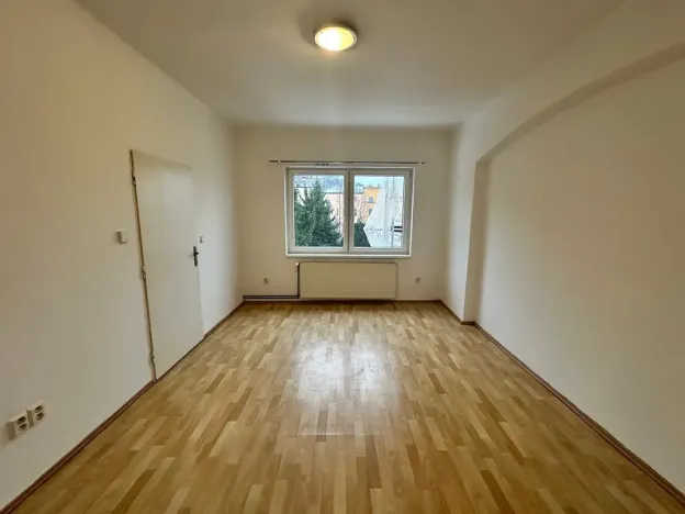 Pronájem bytu 2+1, Děčín, El. Krásnohorské, 47 m2