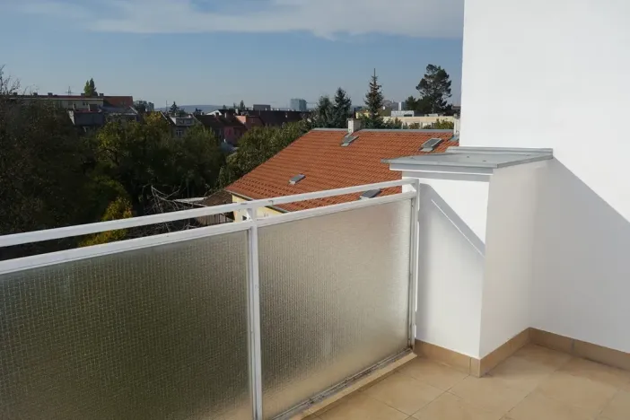 Pronájem bytu 2+kk, Brno, Charbulova, 85 m2