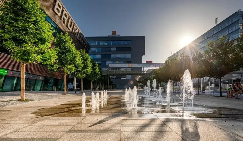 Pronájem kanceláře, Praha - Michle, Za Brumlovkou, 2030 m2