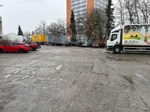 Pronájem skladu, Praha - Kunratice, Dobronická, 750 m2