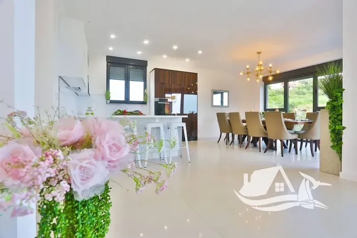 Prodej vily, Split, Chorvatsko, 300 m2