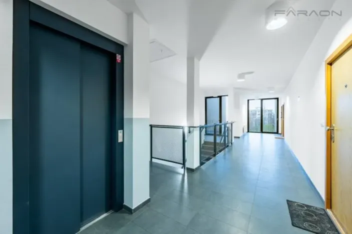 Pronájem bytu 3+kk, Praha - Kamýk, Generála Šišky, 84 m2