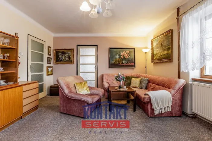 Prodej rodinného domu, Dívčice, 243 m2