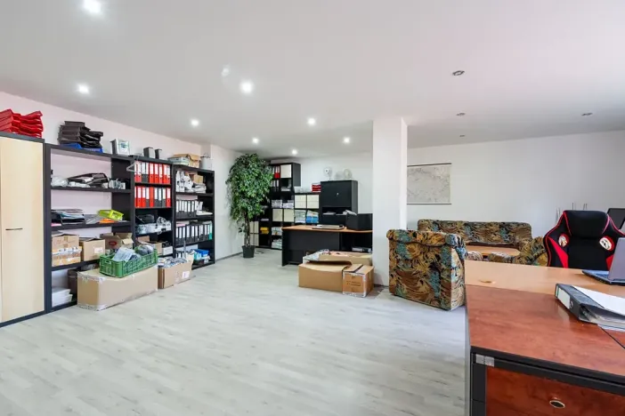 Prodej vícegeneračního domu, Ostopovice, U Kaple, 450 m2