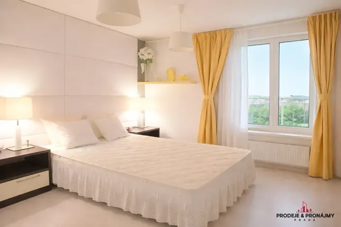 Pronájem bytu 2+kk, Praha - Vysočany, Pod Harfou, 54 m2