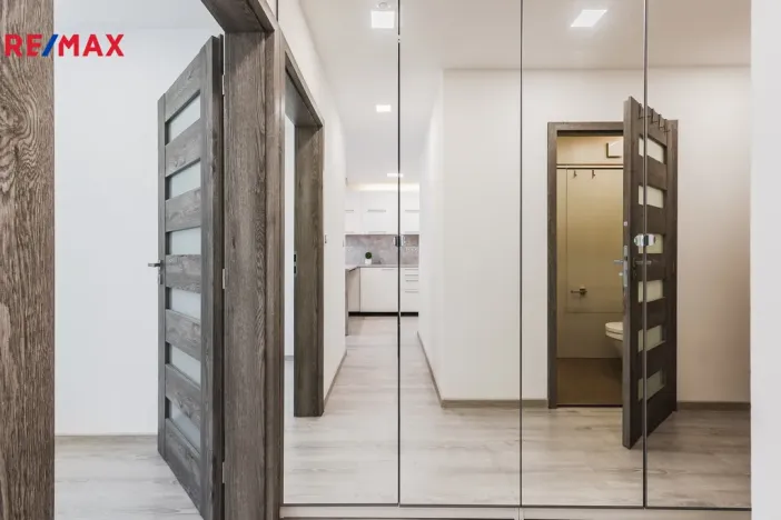 Prodej bytu 2+kk, Praha - Černý Most, Breitcetlova, 46 m2