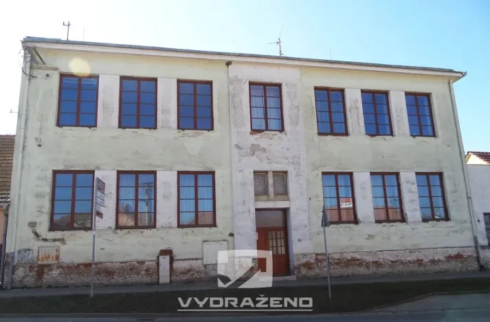 Prodej rodinného domu, Dolní Kounice, Hlavní, 400 m2