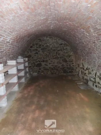 Prodej rodinného domu, Dolní Kounice, Hlavní, 400 m2